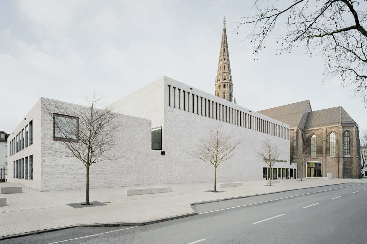 آجرنمای سفید