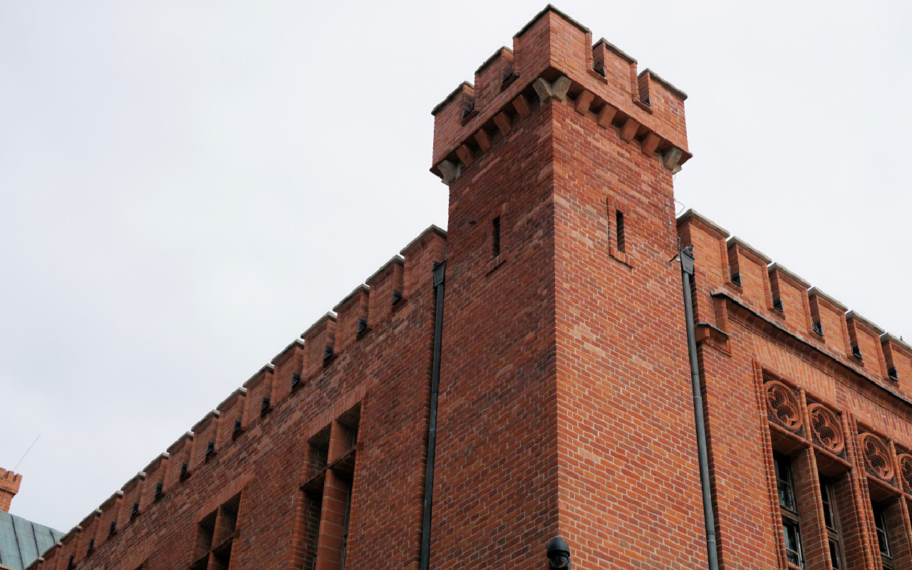 آجر نما در دوره های میانه و رنسانس