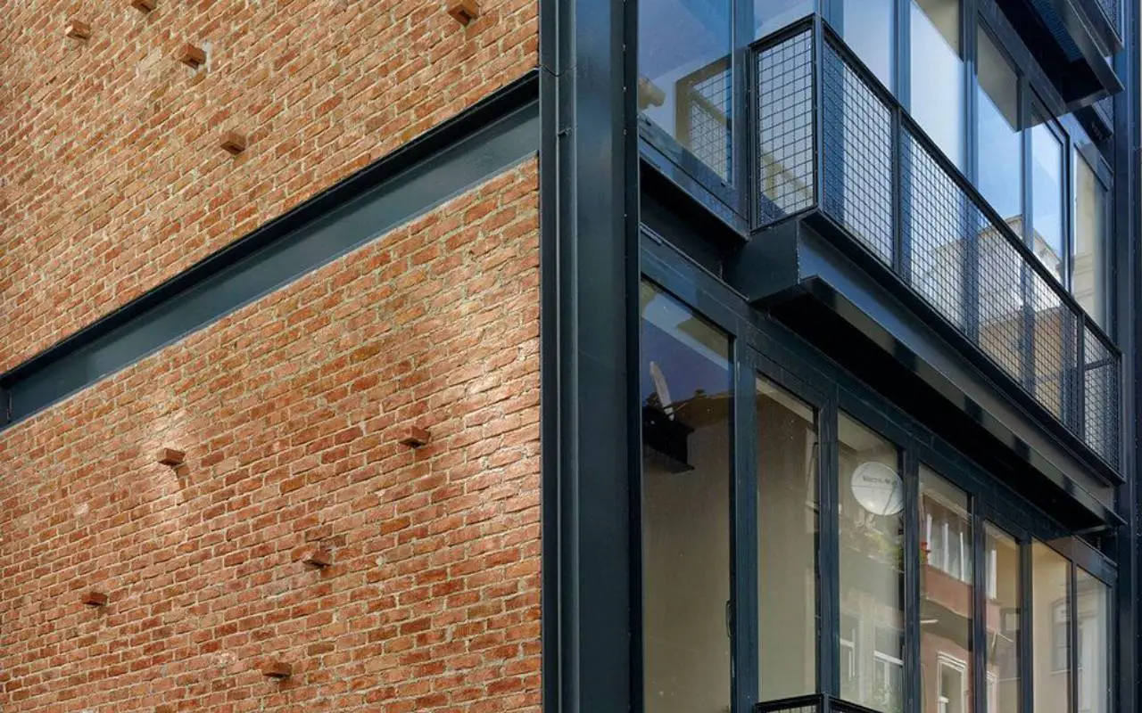  مقاومت در برابر حرارت آجرنمای شاموتی